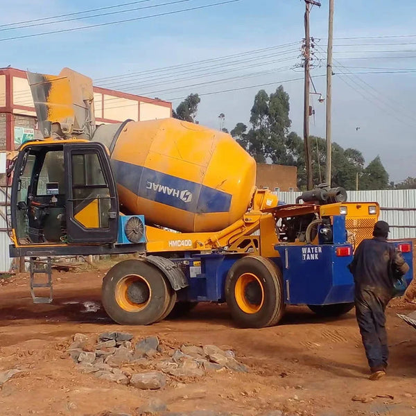 Self Loading Concrete Mixer 6.5 Mini Mobile Truck 6.5m3 Self Loading Concrete Mixer